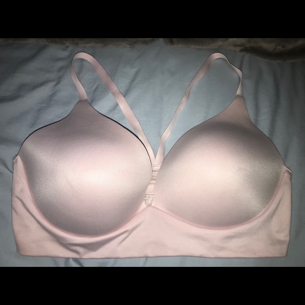 Victoria’s Secret Lightly Lined Plunge Bra